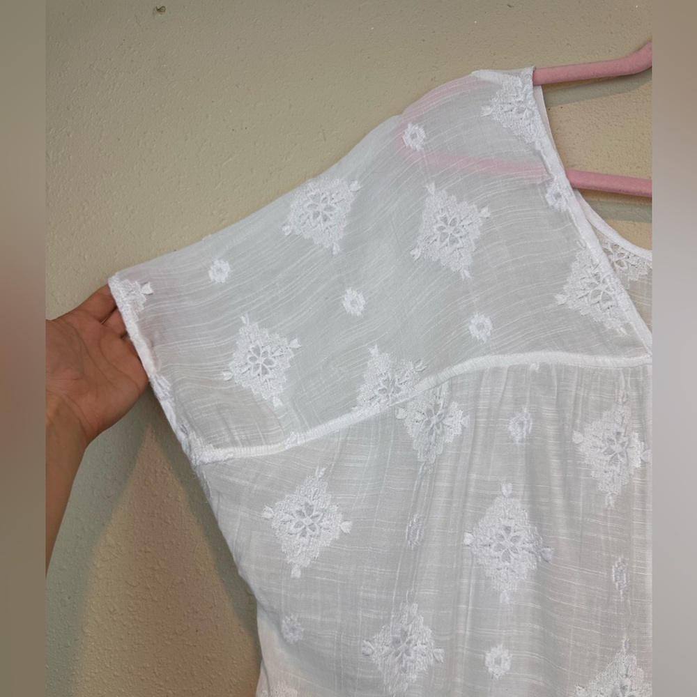 Diamond Embroidered Loose Top - Picture 4 of 6